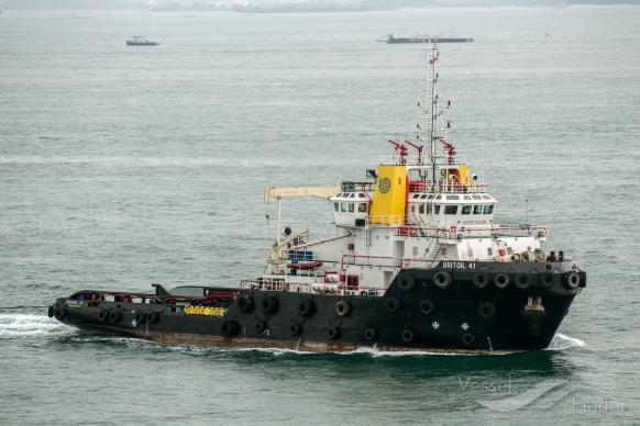 BRITOIL 41 photo