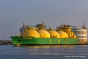 LNG-CROSS-RIVER