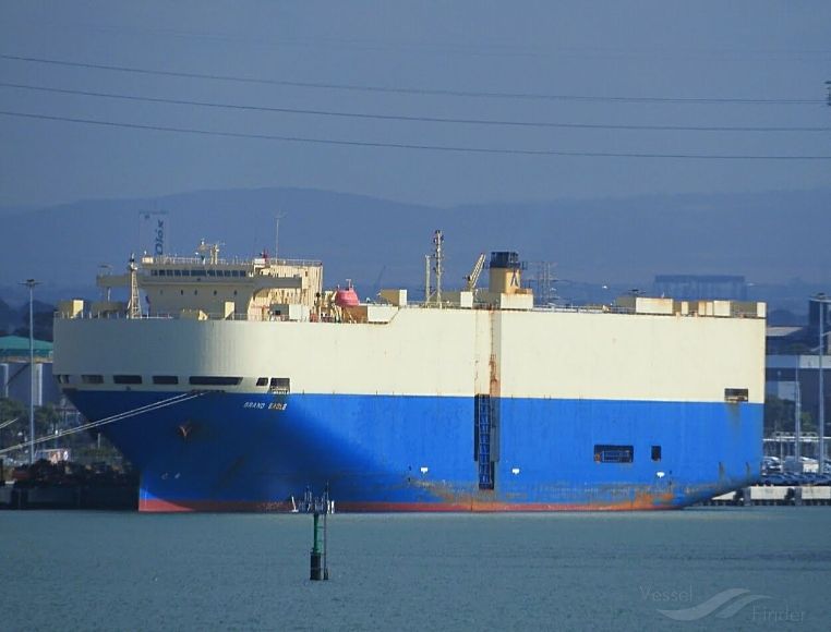 ship photo