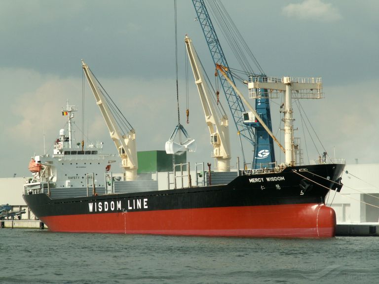 ship photo