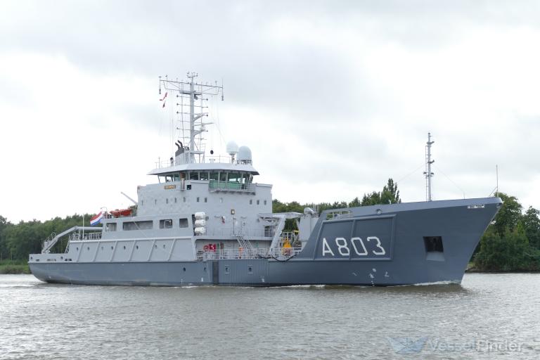 HNLMS LUYMES photo