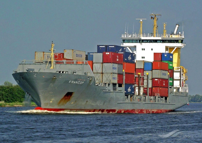 Контейнеровоз магадан феско. Фидерный контейнеровоз «fesco askold». Феско монерон судно. Где находится судно феско монерон владивосток. Где находится судно феско монерон владивосток.