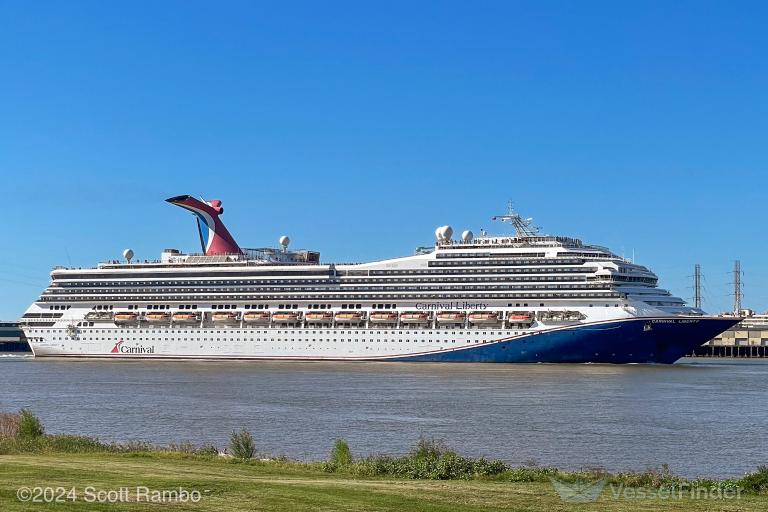 CARNIVAL LIBERTY photo