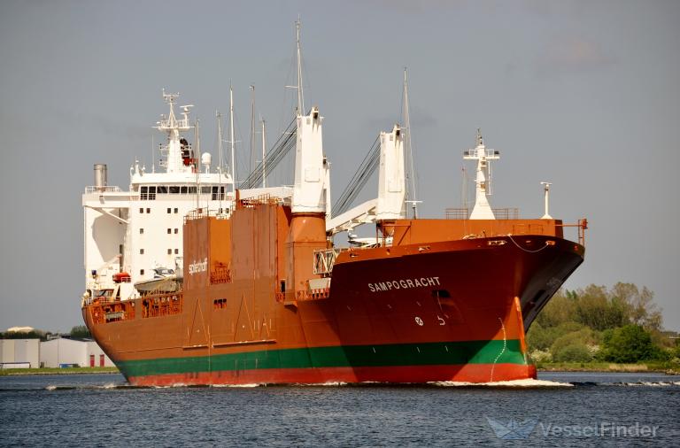 ship photo