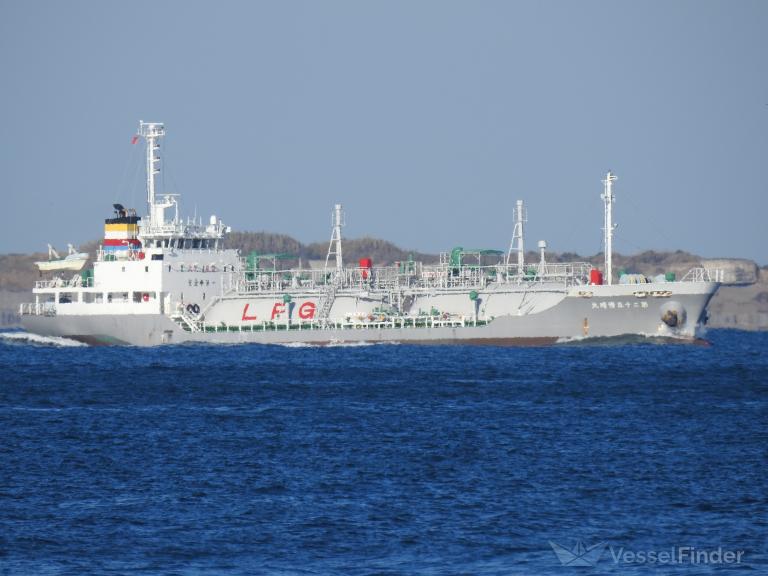 ship photo