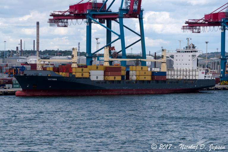 VICTORIA, Container Ship Details and current position IMO 9290165