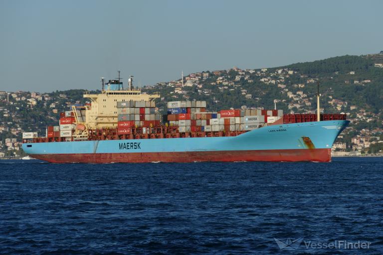 LARS MAERSK photo