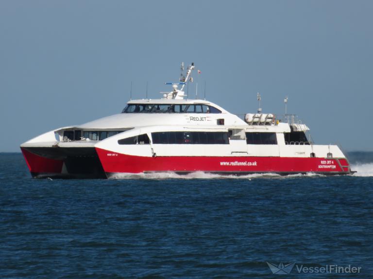RED JET 4 photo