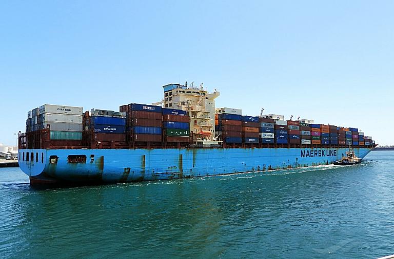 MAERSK STRALSUND photo