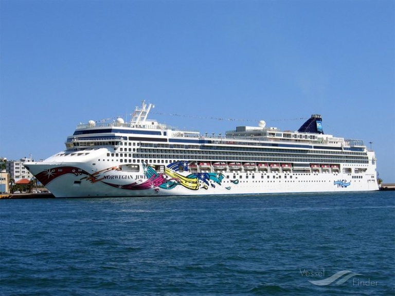 NORWEGIAN JEWEL, Passenger (Cruise) Ship Details and current position