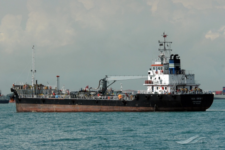 STRAITS DIGNITY photo