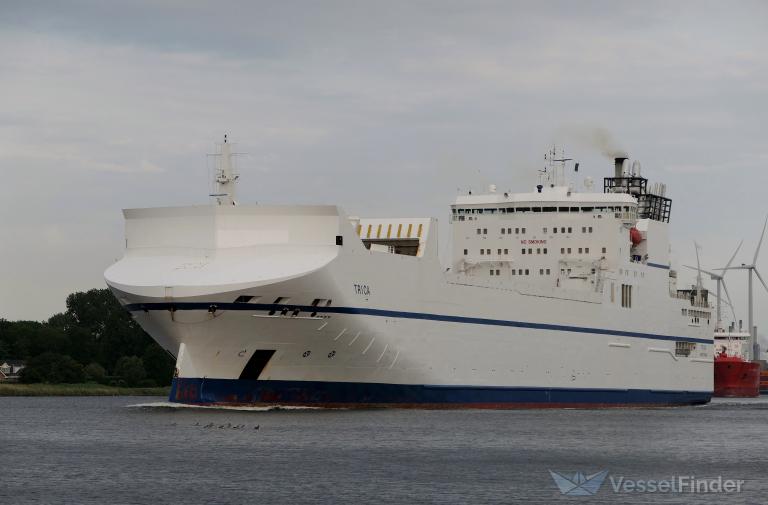 ship photo