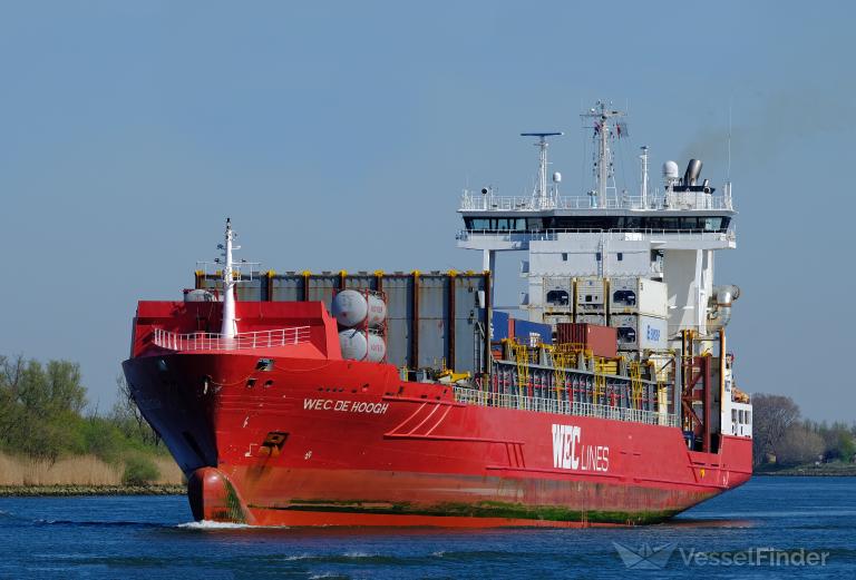 ship photo