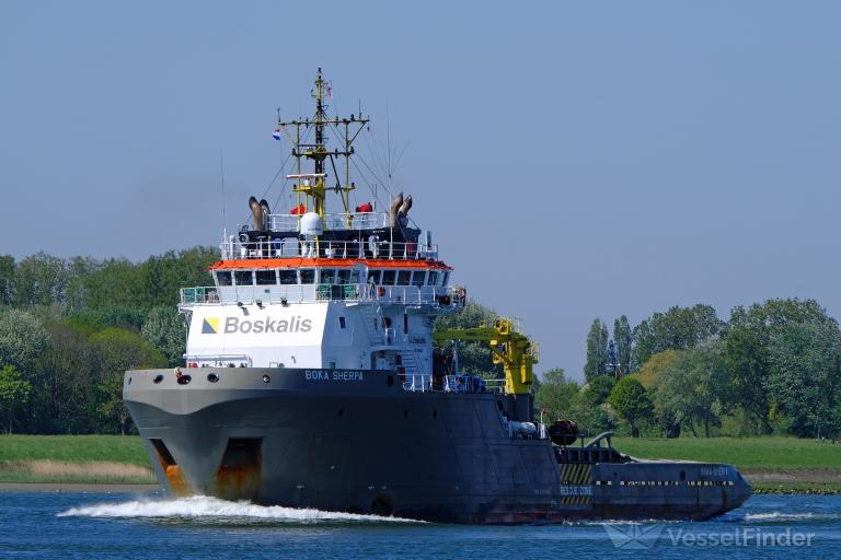 ship photo
