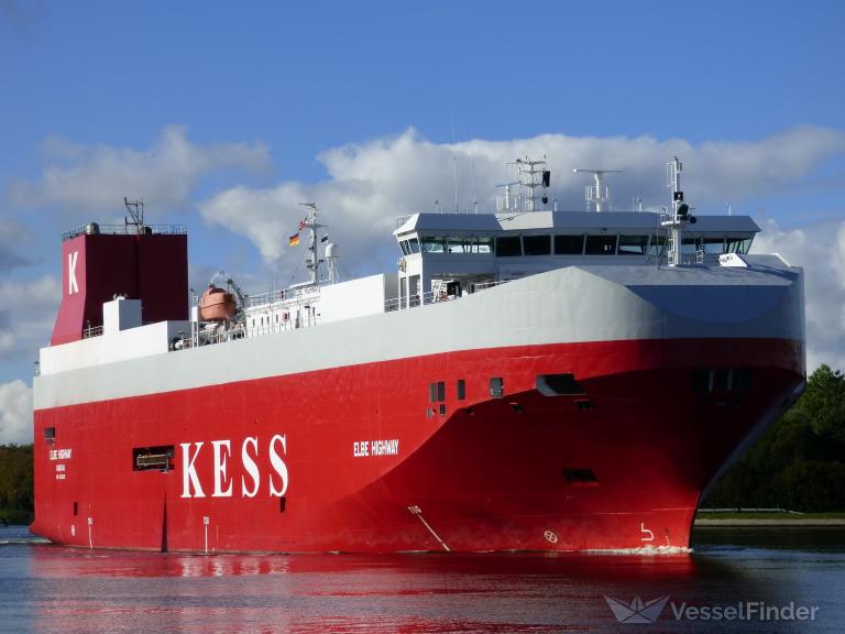 ship photo