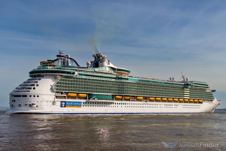 LIBERTY OF THE SEAS photo