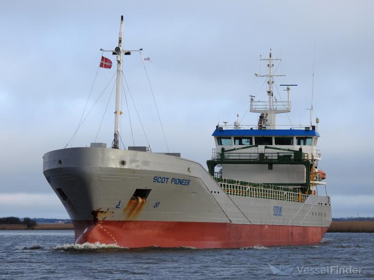ship photo