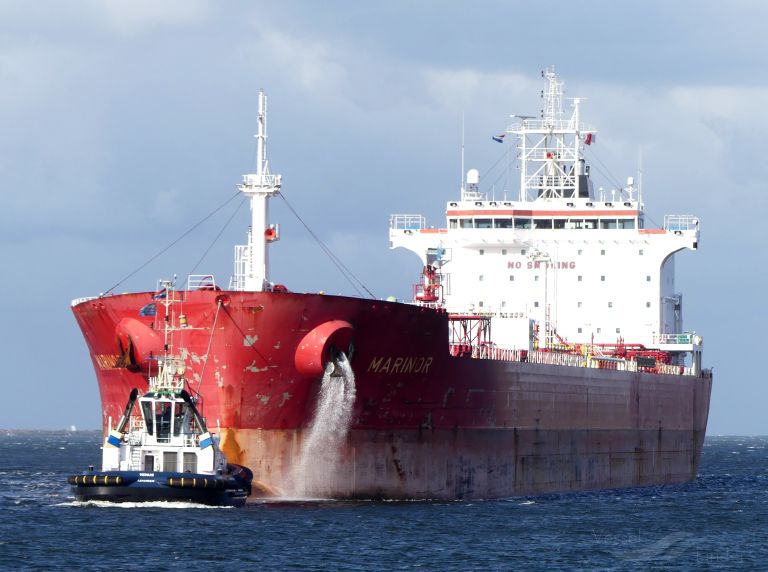 SUNNY LIGER, Oil Products Tanker - Details and current position - IMO  9332626 - VesselFinder