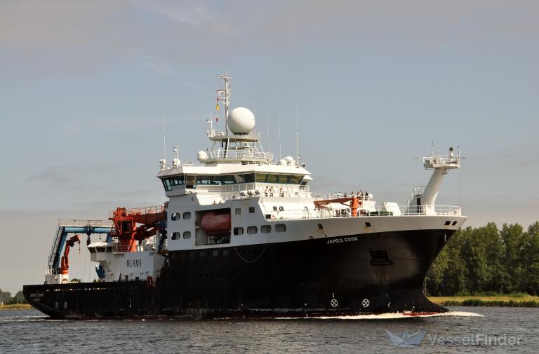 RRS JAMES COOK photo