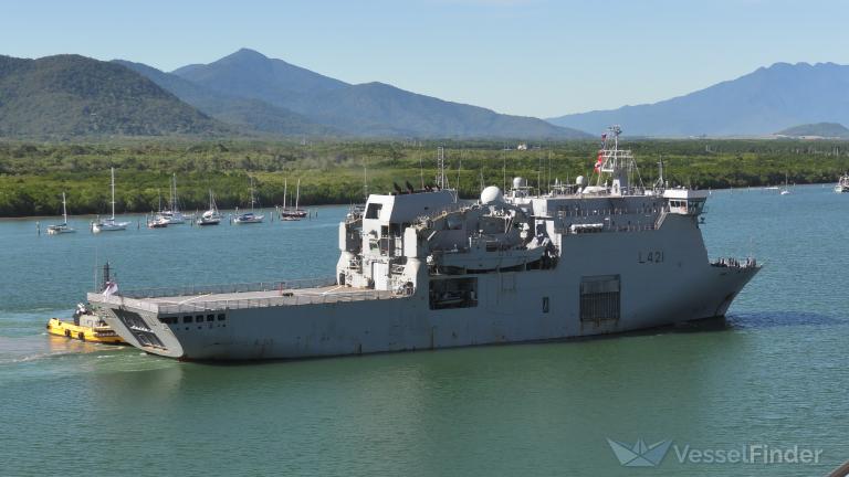 HMNZS CANTERBURY photo