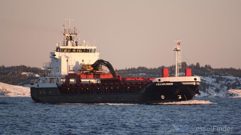ship photo