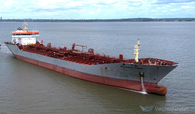 ATLANTIC TWIN photo