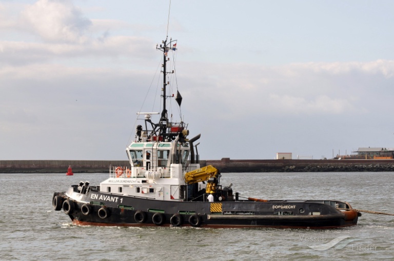 EN AVANT 1, Tug - Details and current position - IMO 9342102 - VesselFinder