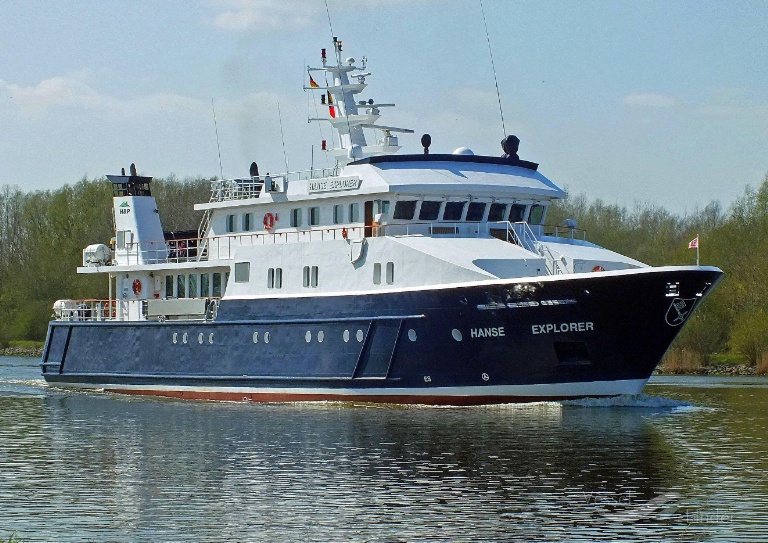ship photo