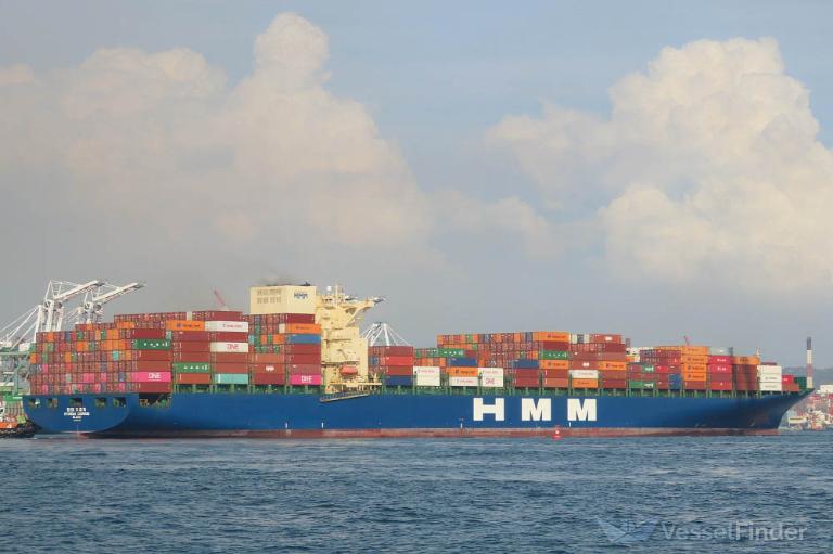 HYUNDAI COURAGE photo