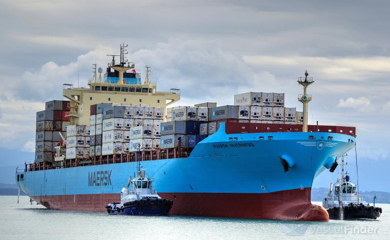 MAERSK INVERNESS photo