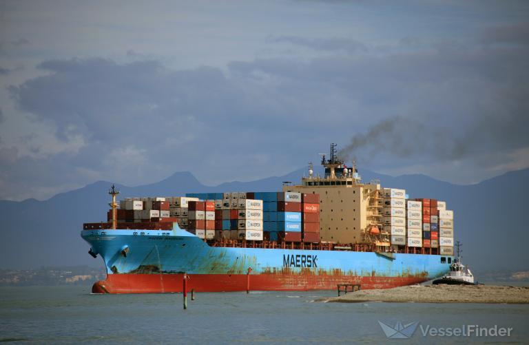 ship photo