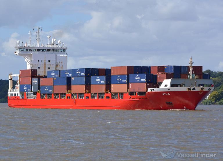 ship photo