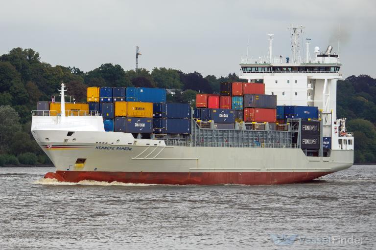 HENNEKE RAMBOW photo