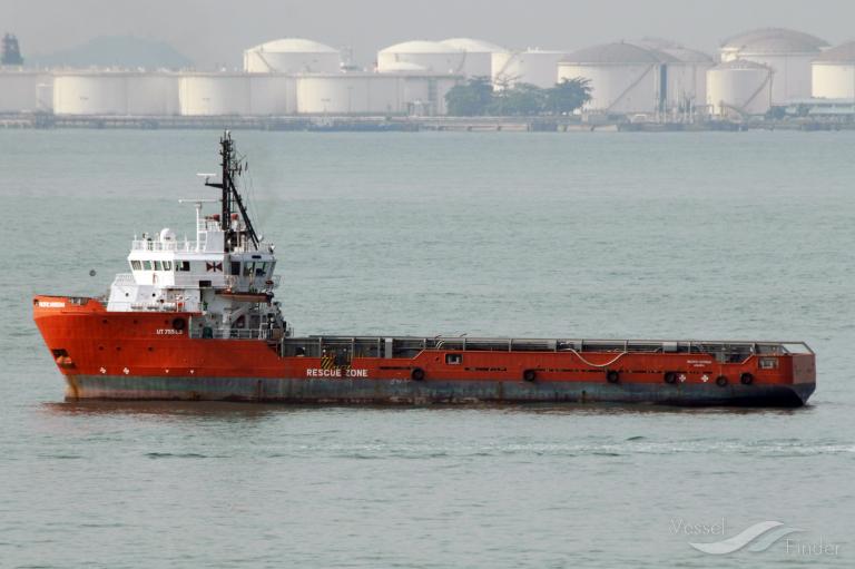 ship photo