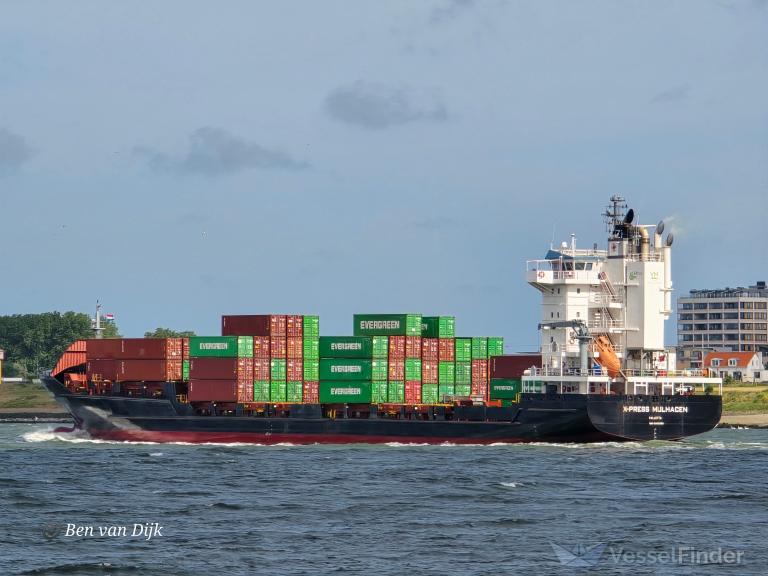 X-PRESS MULHACEN photo