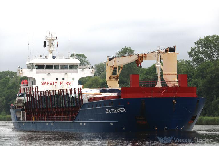 SEA STEAMER photo