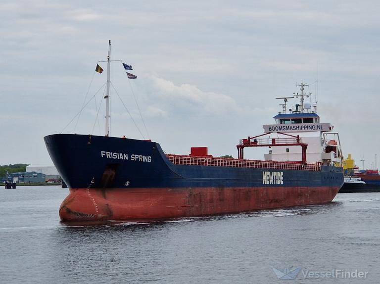 ship photo