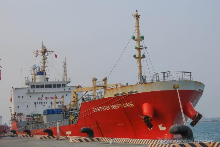 MARINA NEPTUNE, Chemical/Oil Products Tanker Details and current