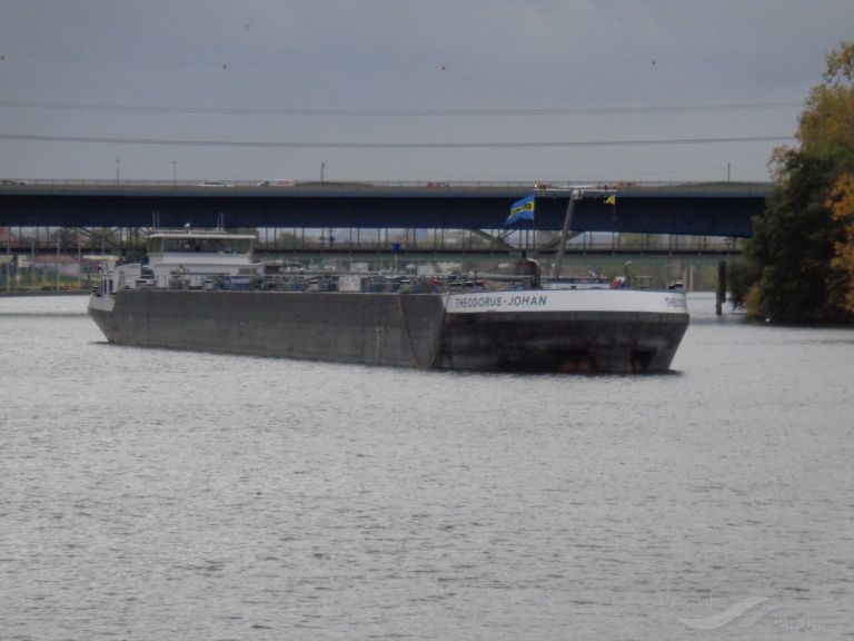 THEODORUS JOHAN photo