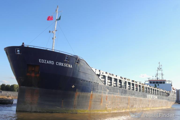 EDZARD CIRKSENA photo