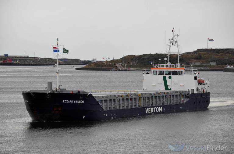 EDZARD CIRKSENA photo