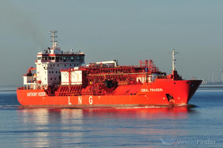 ship photo