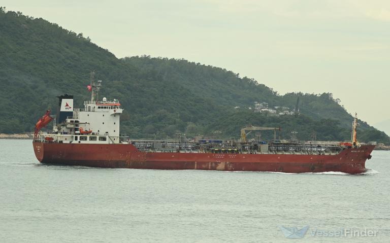 ROYAL CRYSTAL 7 photo