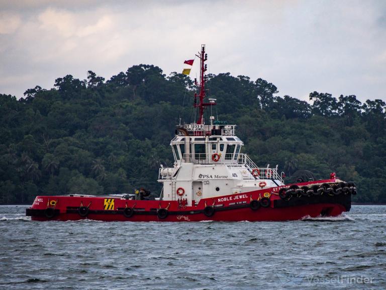 ship photo