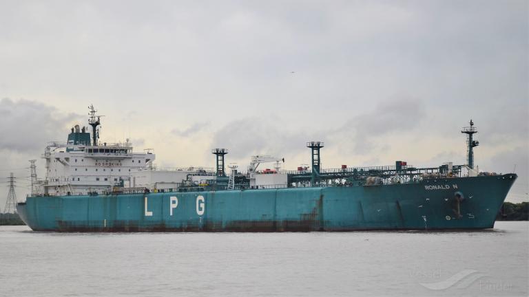 GAS LAGOON photo