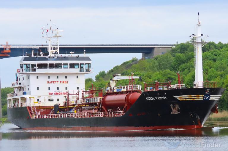 ship photo