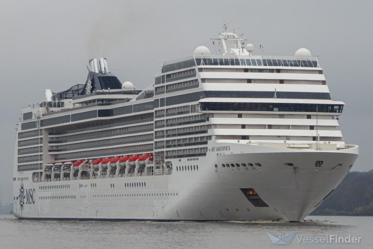 MSC MAGNIFICA photo