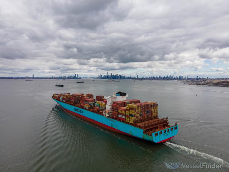MAERSK YUKON photo