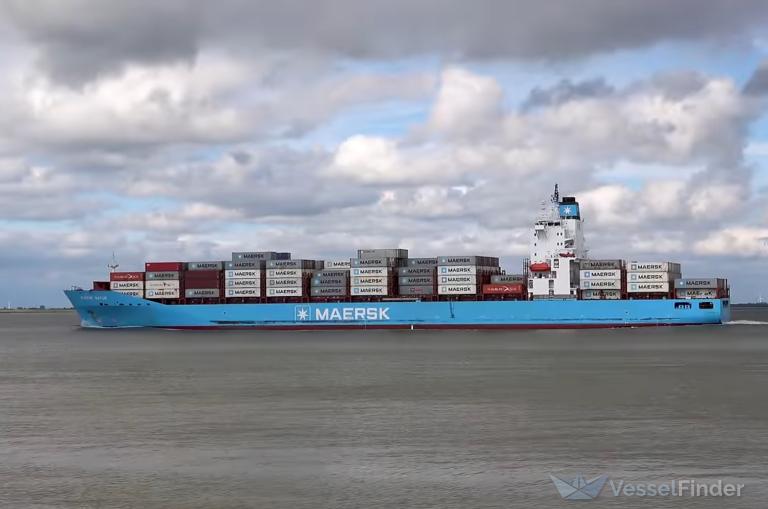 MAERSK BATUR photo