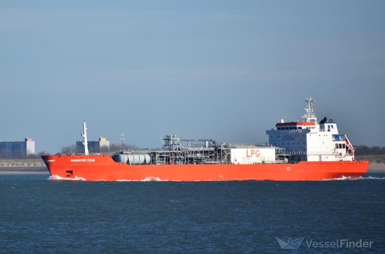 NAVIGATOR TITAN photo